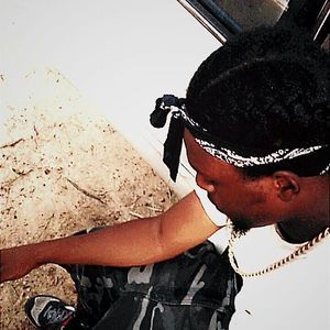 Meet your Posher, Deonta